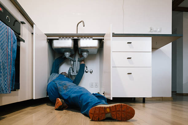 Professional Leak Detection technician working in Portland, TX